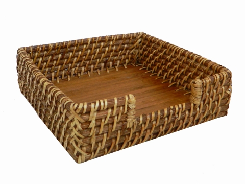 Square rattan napkin tray with bamboo bottom